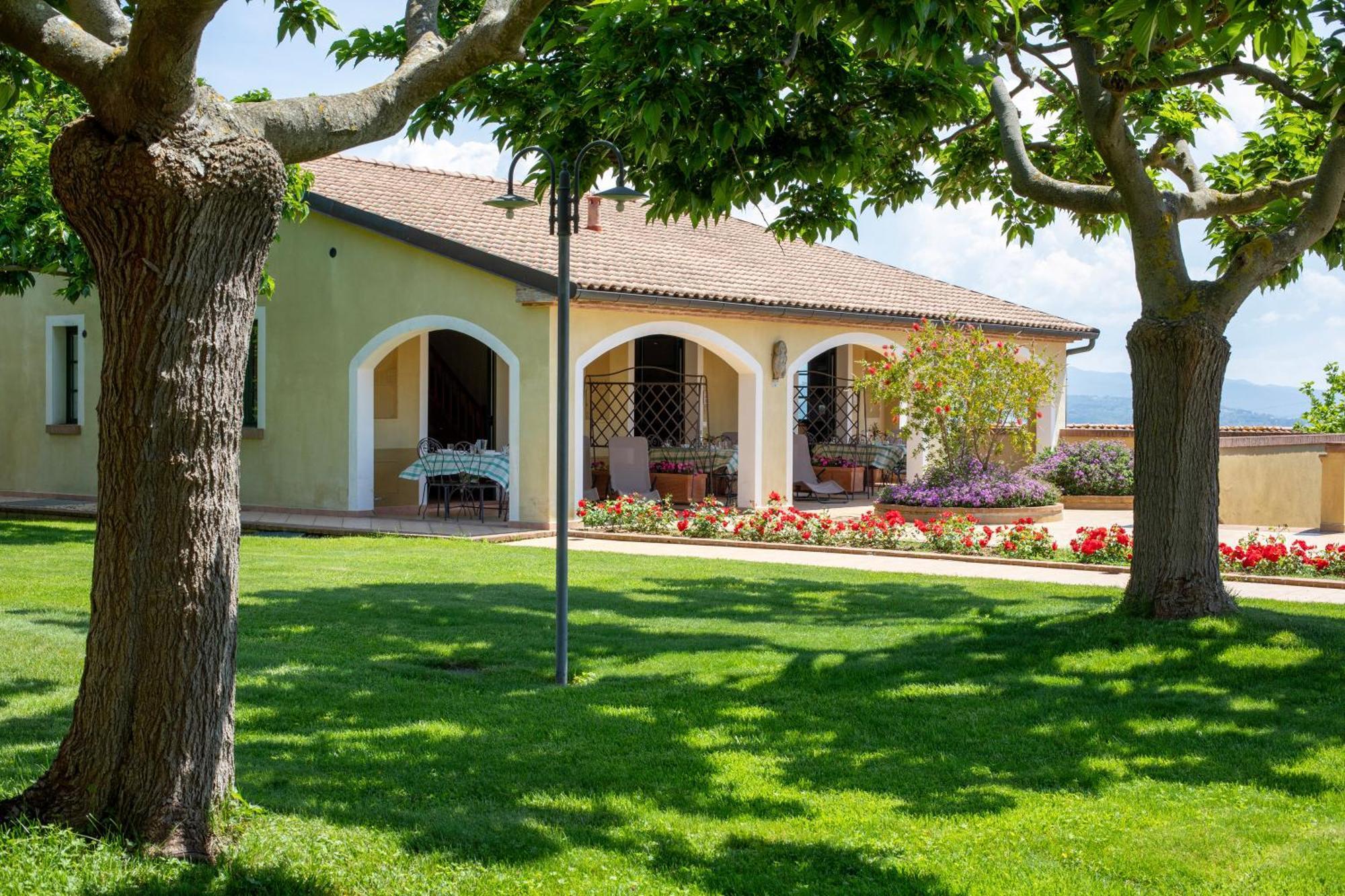 Agriresidence Debbiare Riparbella Exterior photo
