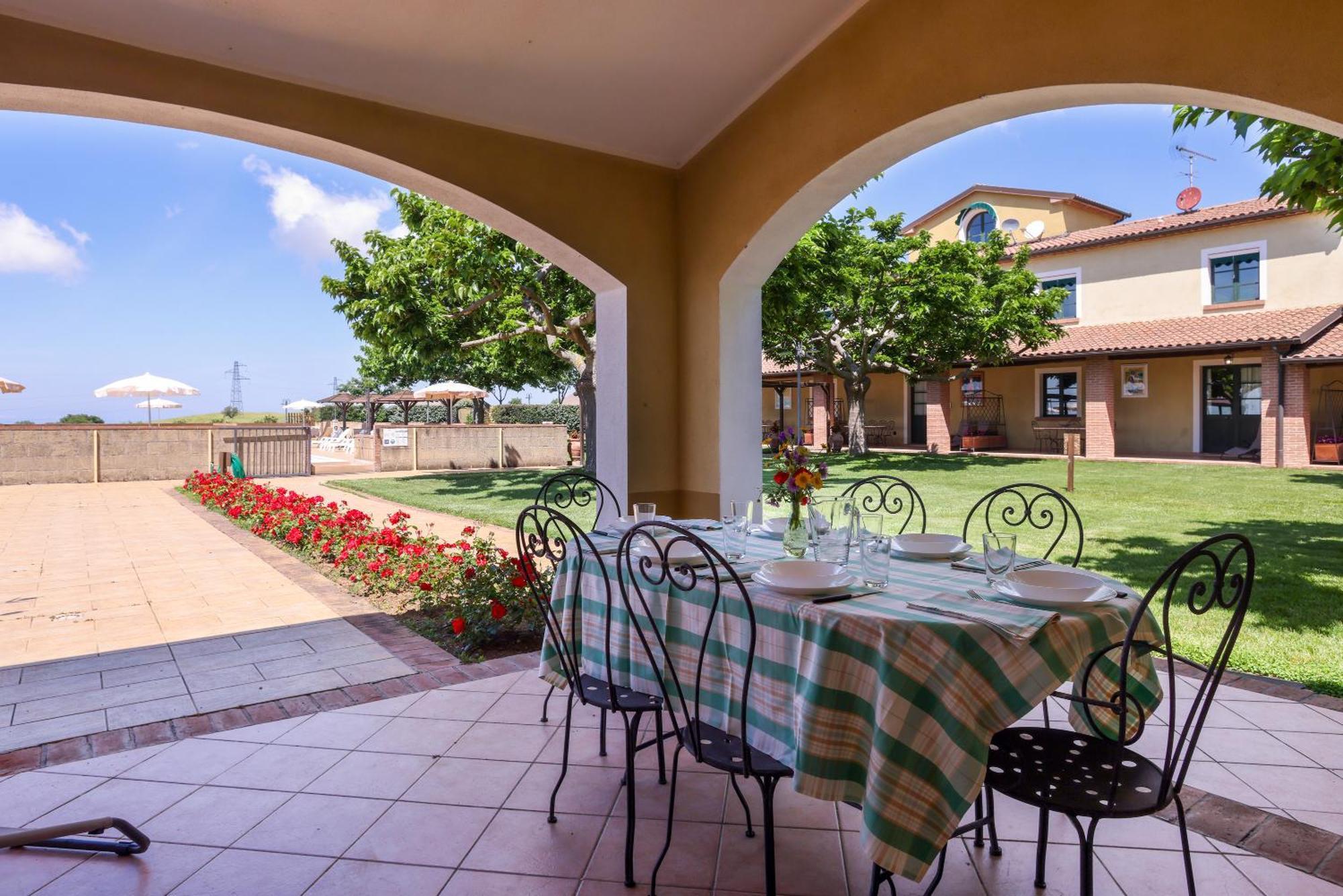 Agriresidence Debbiare Riparbella Exterior photo